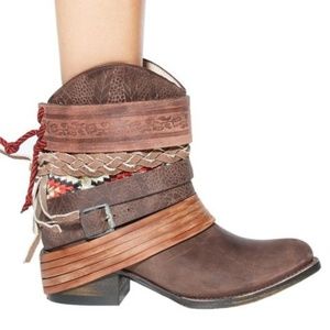 FREEBIRD BY STEVEN Mezcal Short Bootie